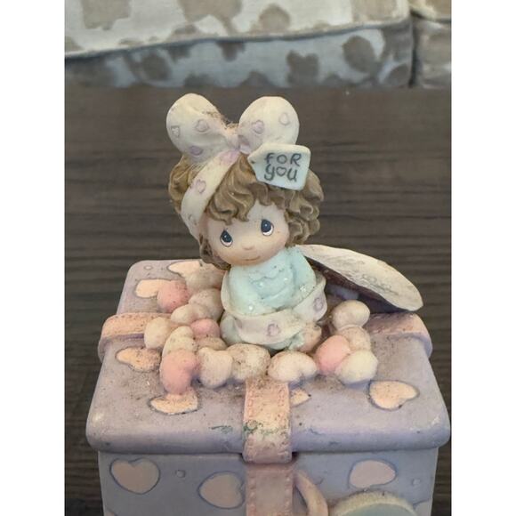 Enesco Precious Moments “For You” Cupcake Reversible Trinket Box –1999 - Picture 4 of 9
